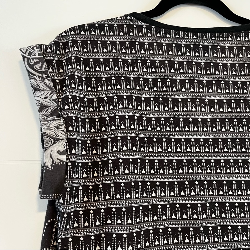 Adidas | Bandana Patterned Tee Shirt - Picture 9 of 15